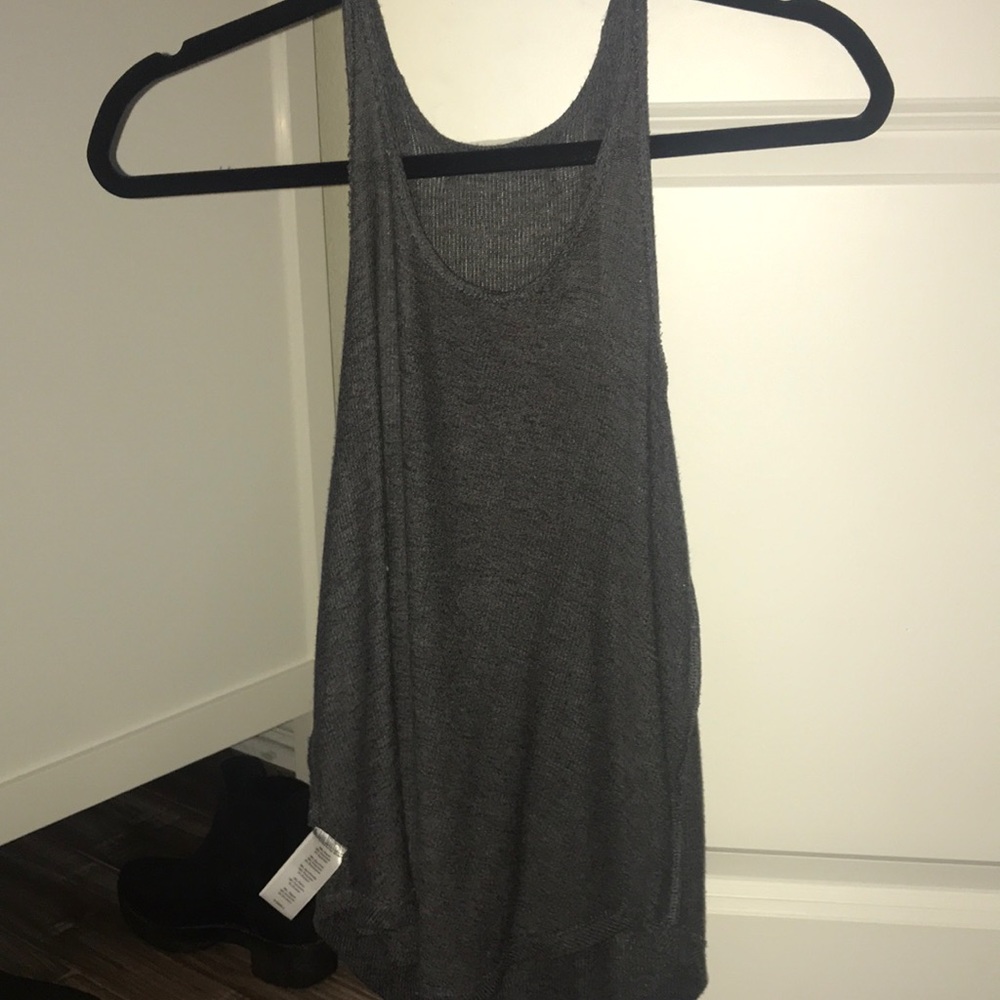 Thin flowy tank